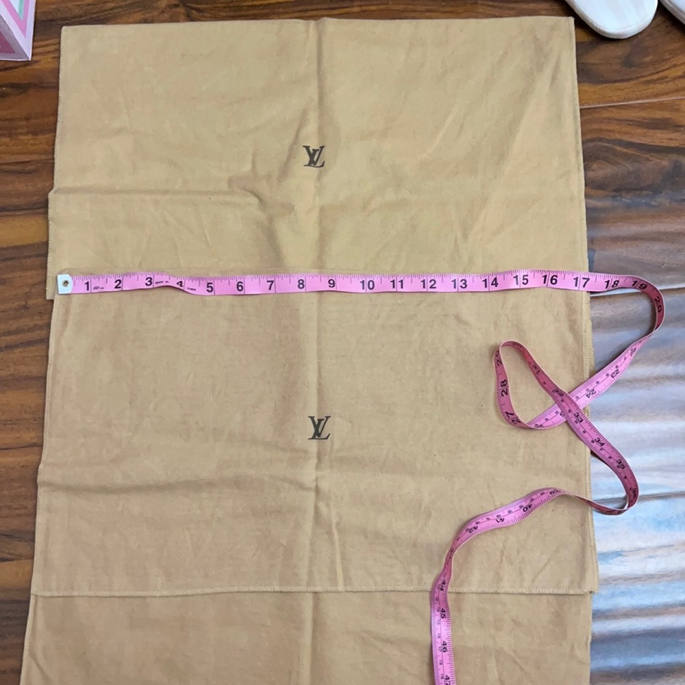 2 Louis Vuitton dust bags